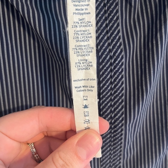 lululemon athletica navy and white striped skort size 6 - Picture 5 of 5